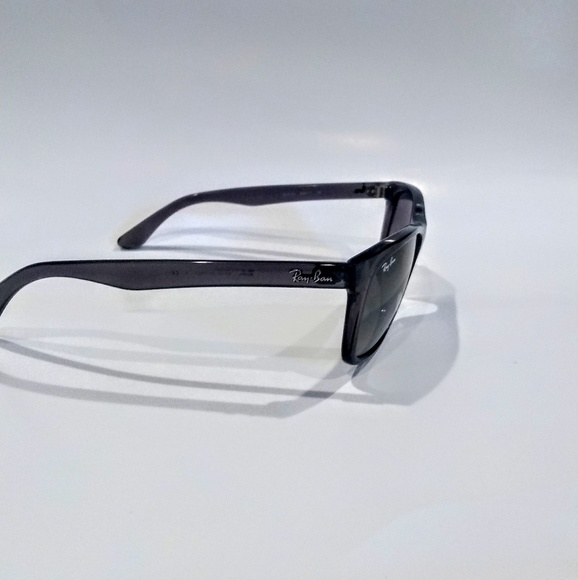 Authentic Ray-Ban Wayfarer RB4181 Sunglasses - Picture 5 of 5